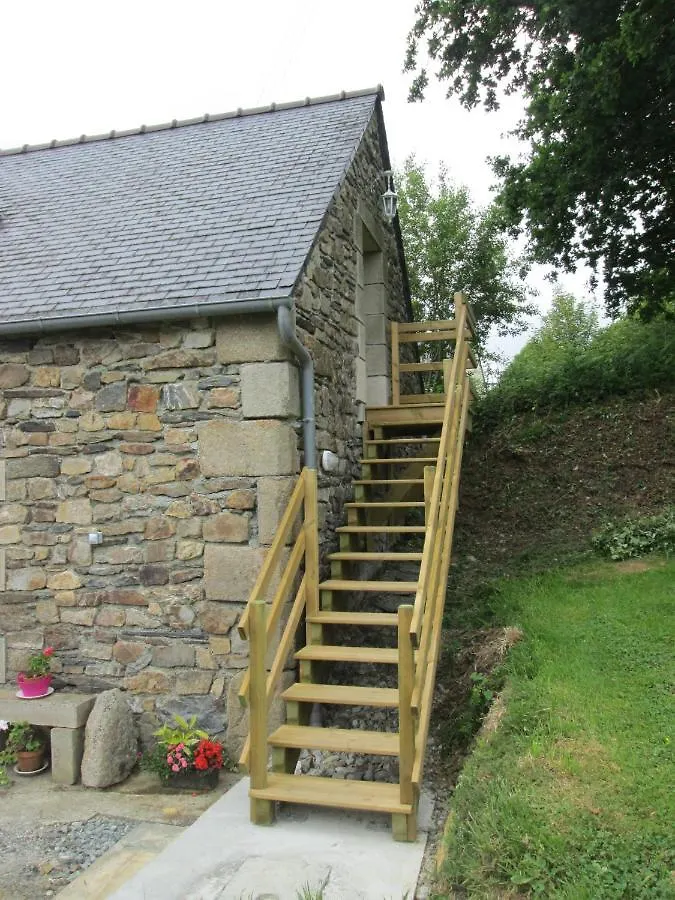 Les Coquelicots Bed and Breakfast Saint-Urbain  0*, Saint-Urbain (Finistere)