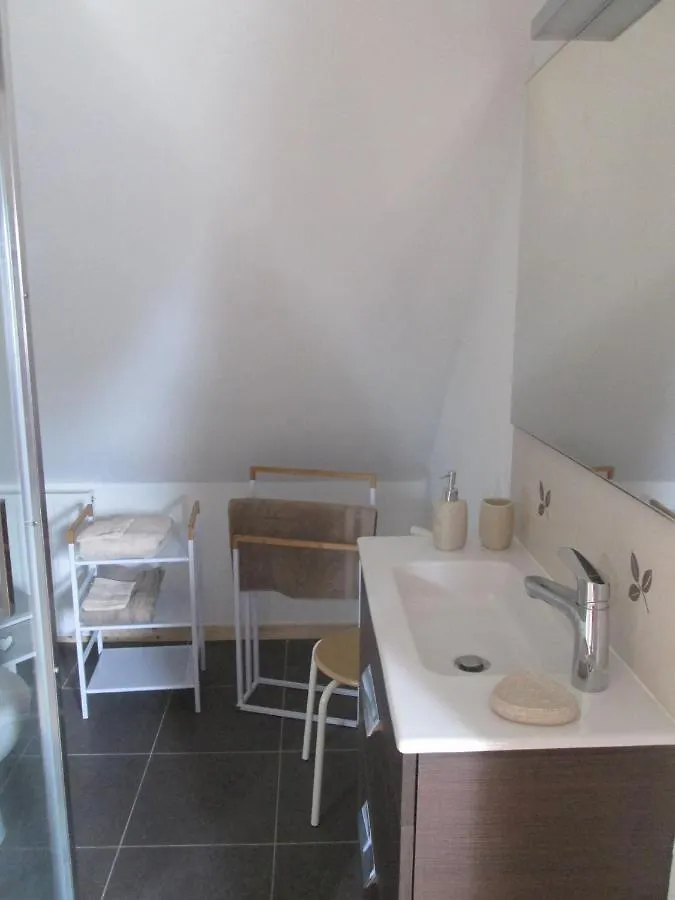 Les Coquelicots Bed and Breakfast Saint-Urbain  Bed & Breakfast Saint-Urbain (Finistere)
